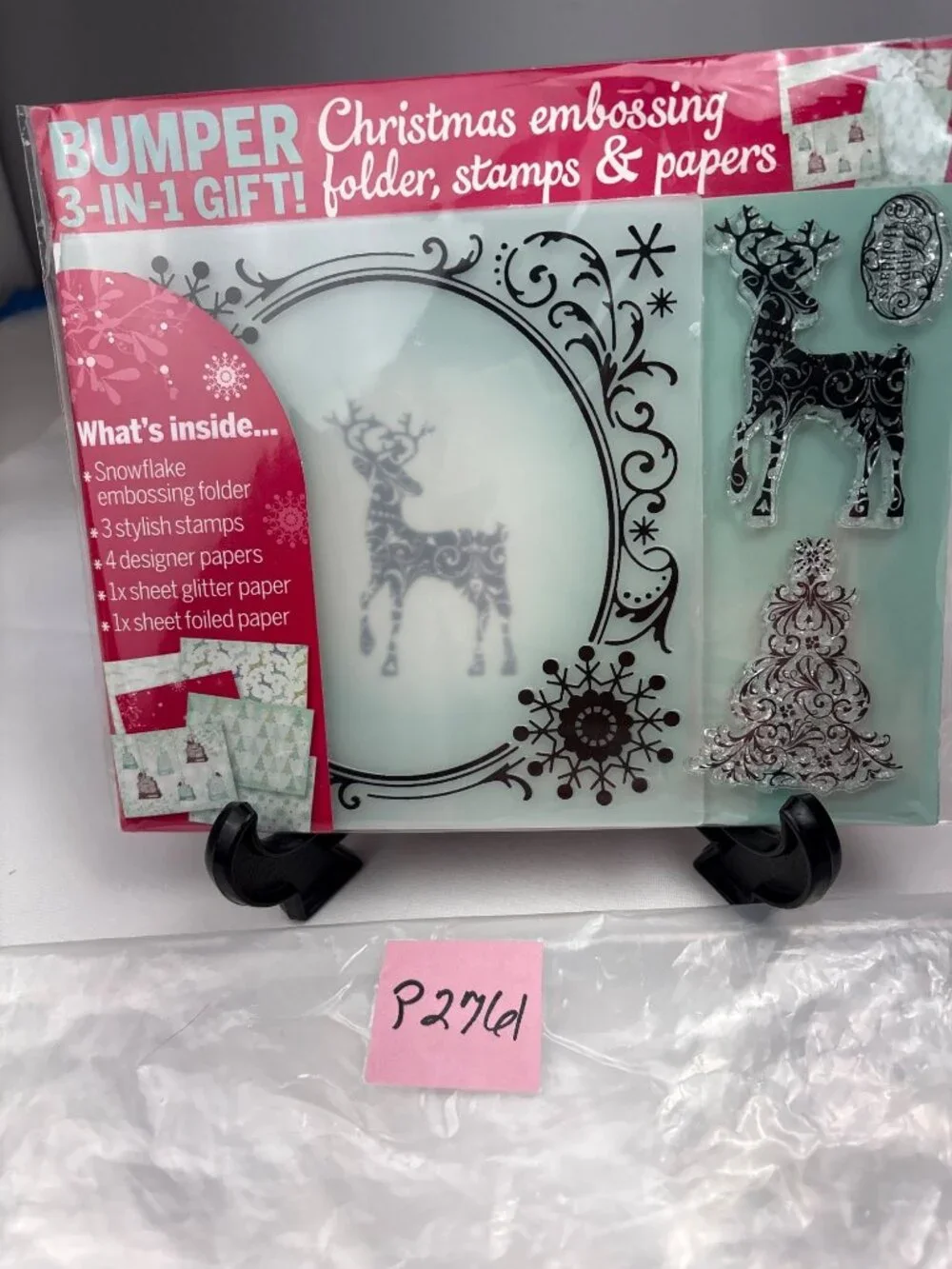 Jennifer Ellory unleash festive